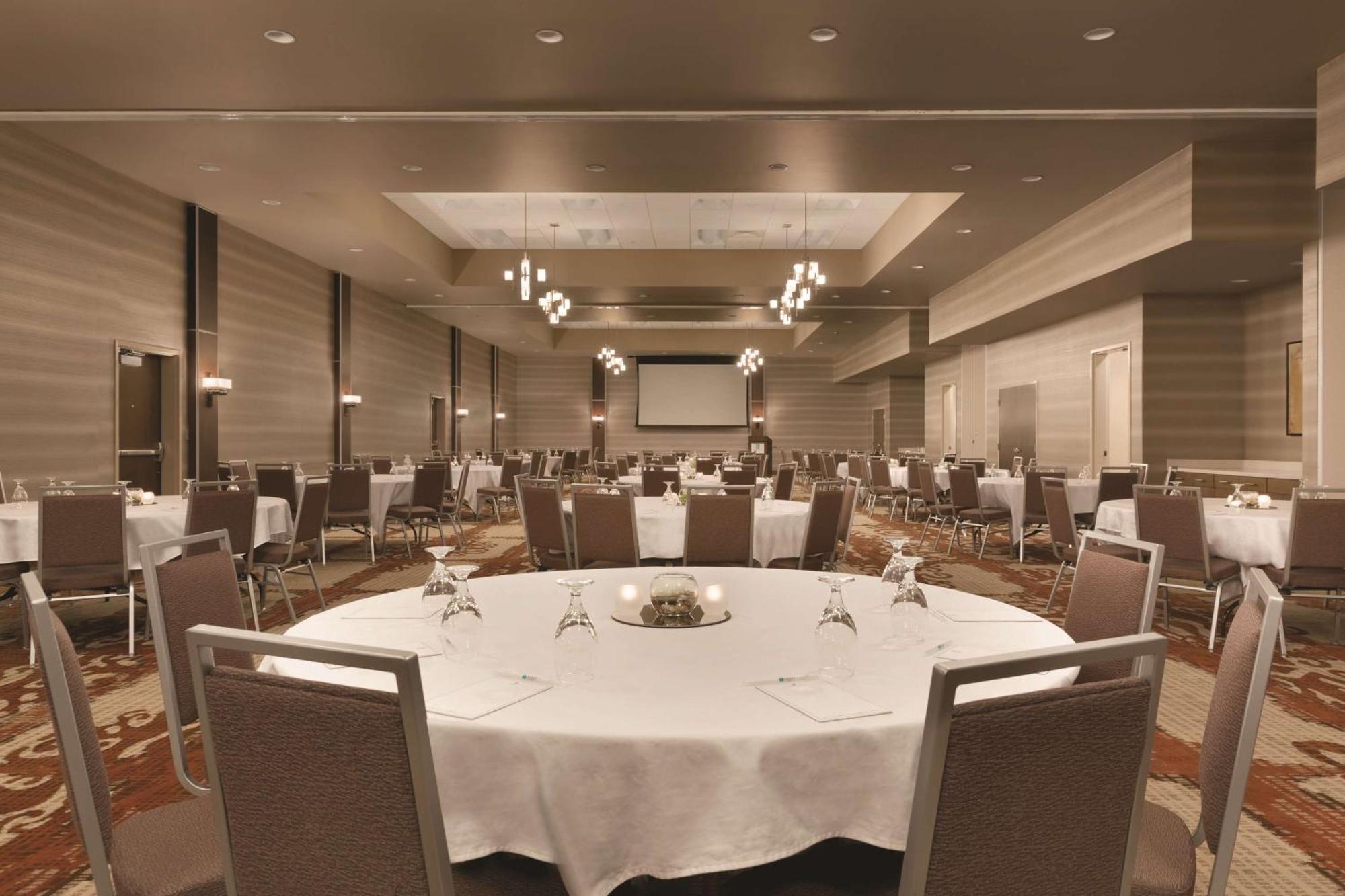 Embassy Suites By Hilton Akron Canton Airport North Canton Luaran gambar