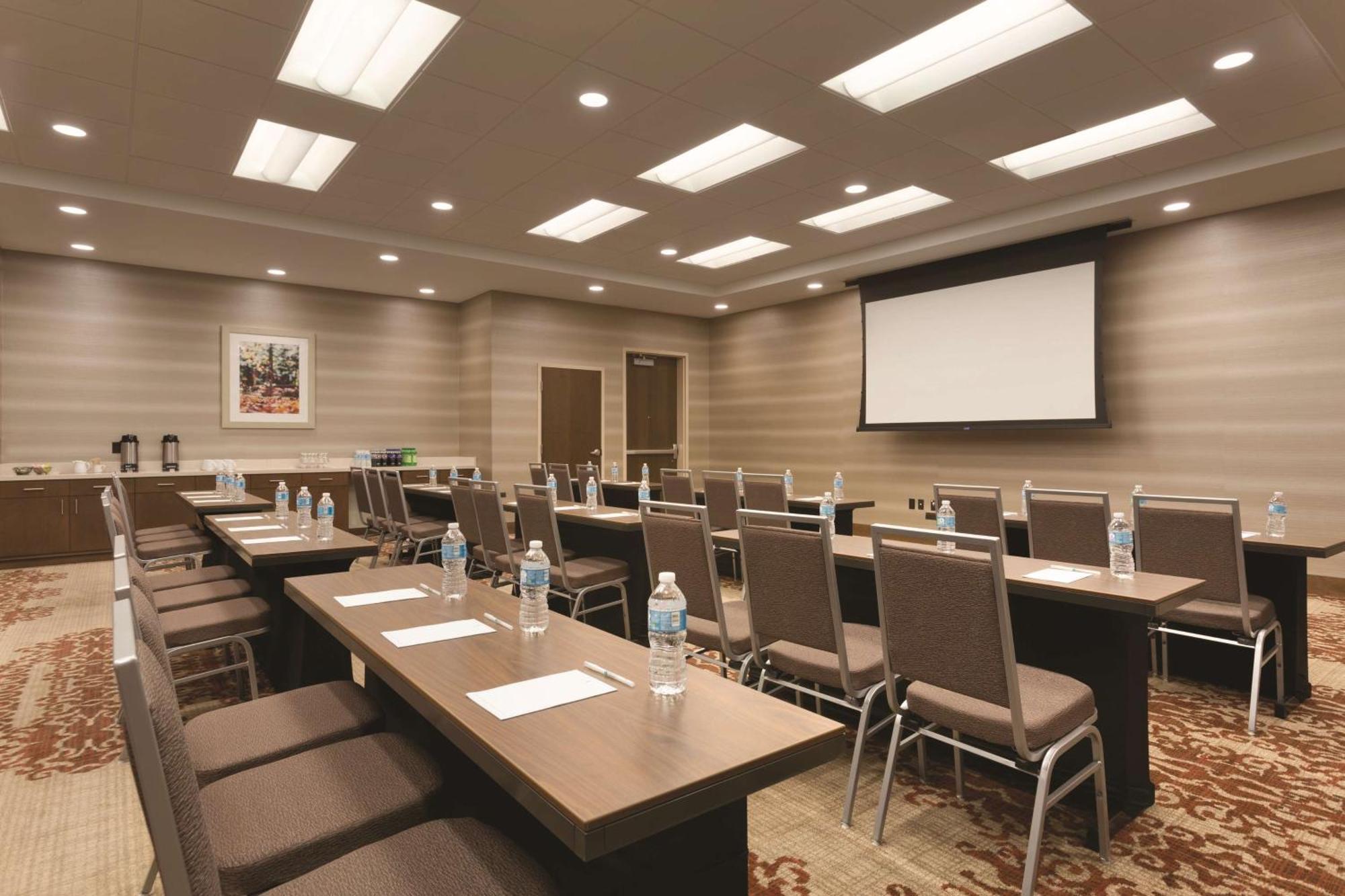 Embassy Suites By Hilton Akron Canton Airport North Canton Luaran gambar