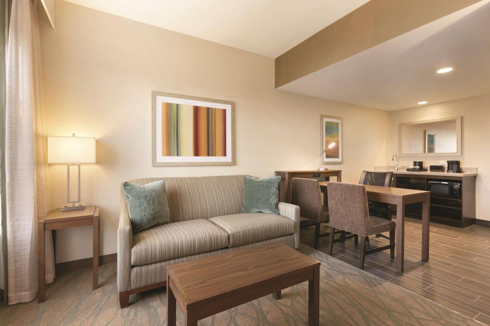 Embassy Suites By Hilton Akron Canton Airport North Canton Luaran gambar